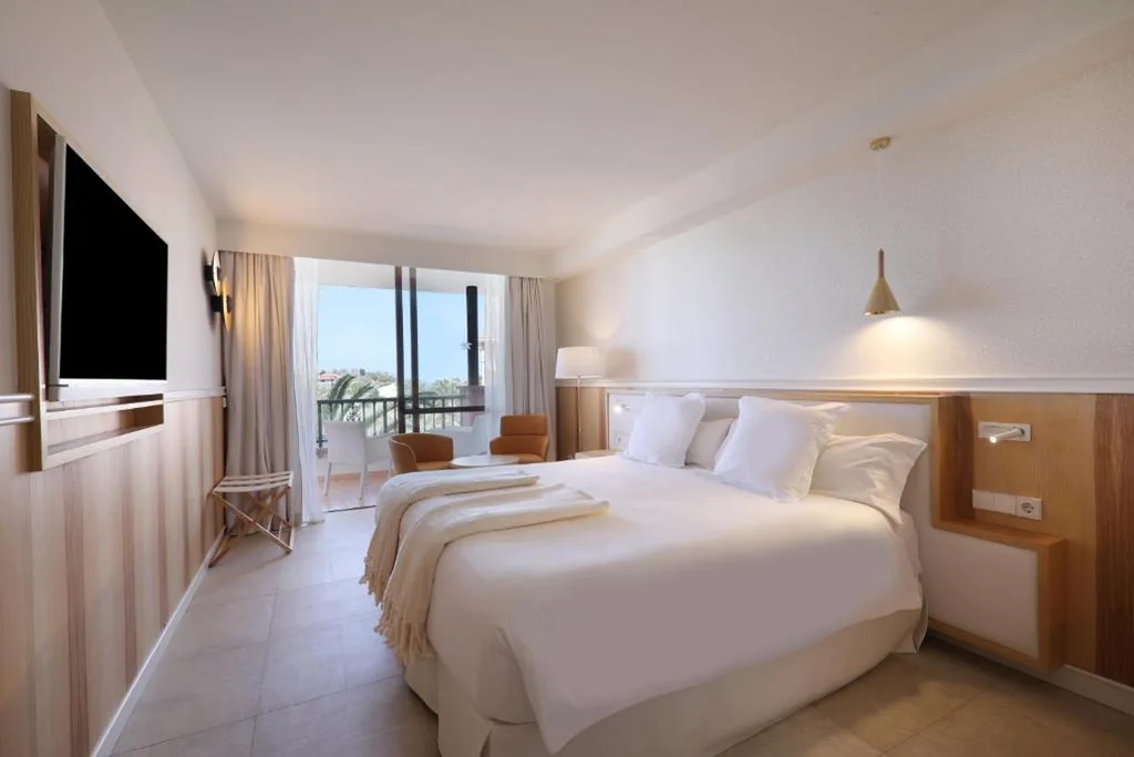 Doppelzimmer mit seitlichem Meerblick – bevorzugte Lage — Iberostar Selection Anthelia