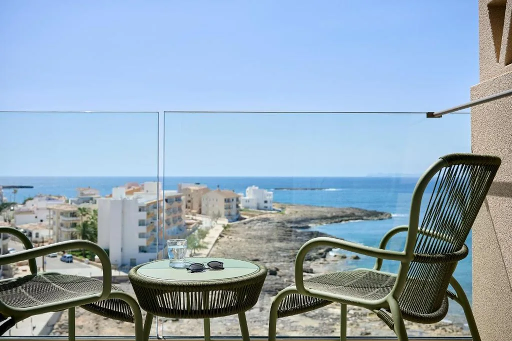 Alojamiento Doble con vistas al mar - Planta superior — Iberostar Selection Es Trenc