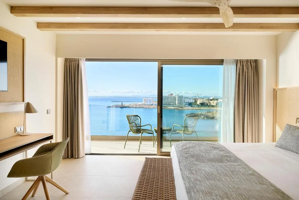 Habitación Doble Superior con vistas al mar — Iberostar Selection Es Trenc