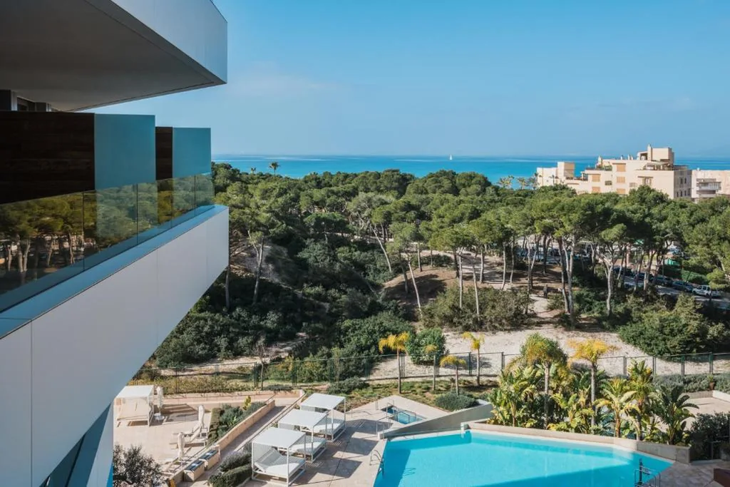 Doppelzimmer mit Poolblick — Iberostar Selection Llaut Palma- Adults Only