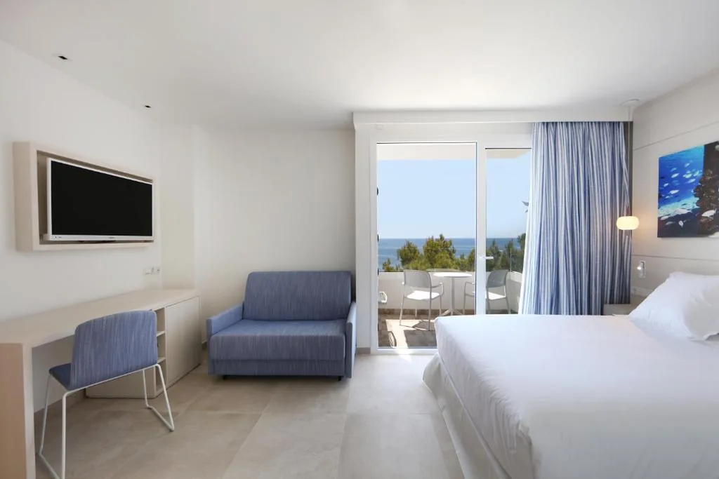 Quarto Duplo com vista para o mar - Localização preferencial — Iberostar Selection Santa Eulalia Adults-Only Ibiza