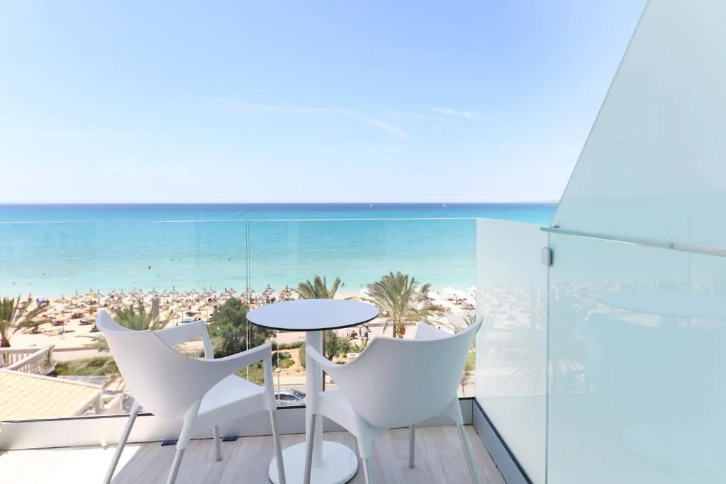 Habitación Doble con vistas al mar — Iberostar Waves Bahía de Palma - Adults Only