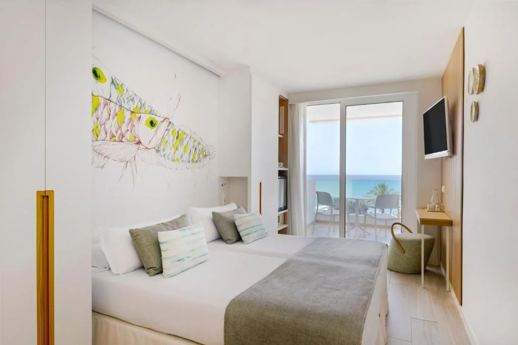 Habitación Doble con vistas al mar - Ubicación prioritaria — Iberostar Waves Bahía de Palma - Adults Only