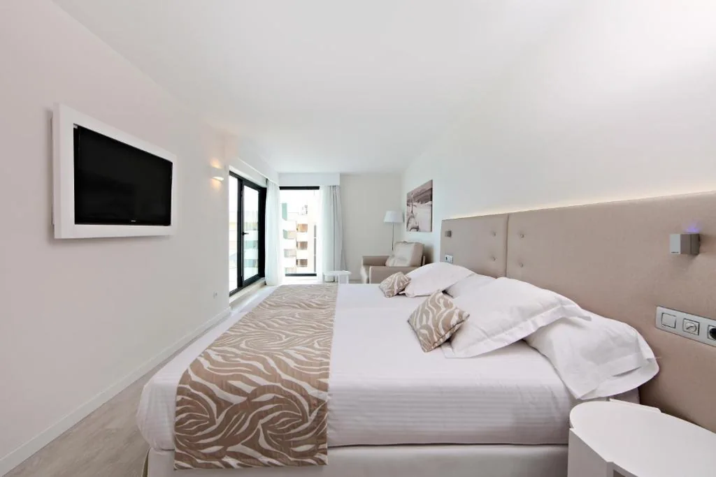 Doppelzimmer – 1 oder 2 Betten — Iberostar Waves Cala Millor - Adults Only