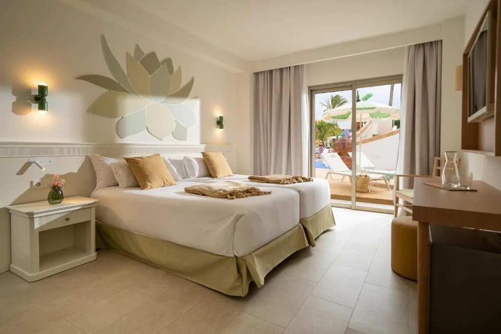Habitación Doble con acceso a la piscina — Iberostar Waves Gaviotas Park