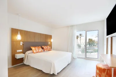 Iberostar Waves Playa de Muro — 照片 10