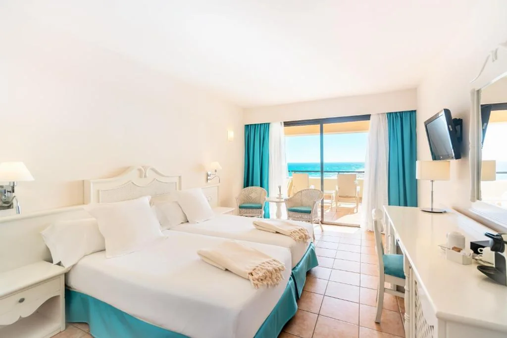 Quarto Duplo Star Prestige com Vista Mar e Acesso ao Salão Executive — Iberostar Waves Playa Gaviotas All Inclusive