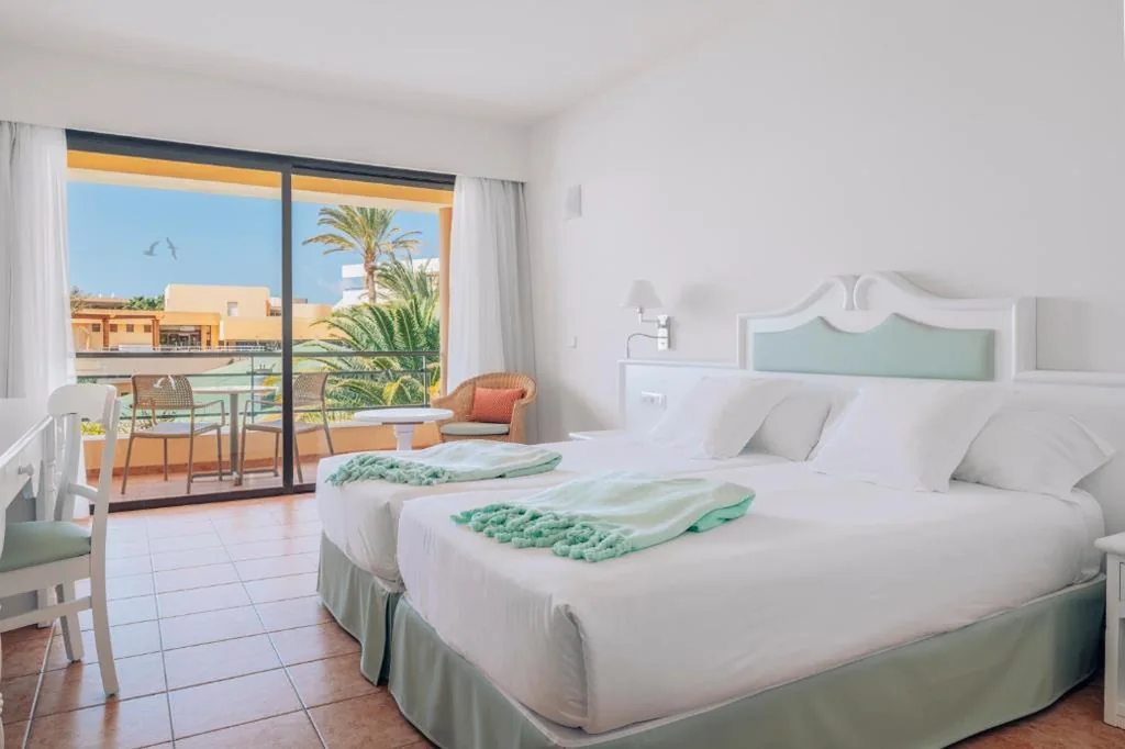 Quarto Individual com Vista Mar — Iberostar Waves Playa Gaviotas All Inclusive