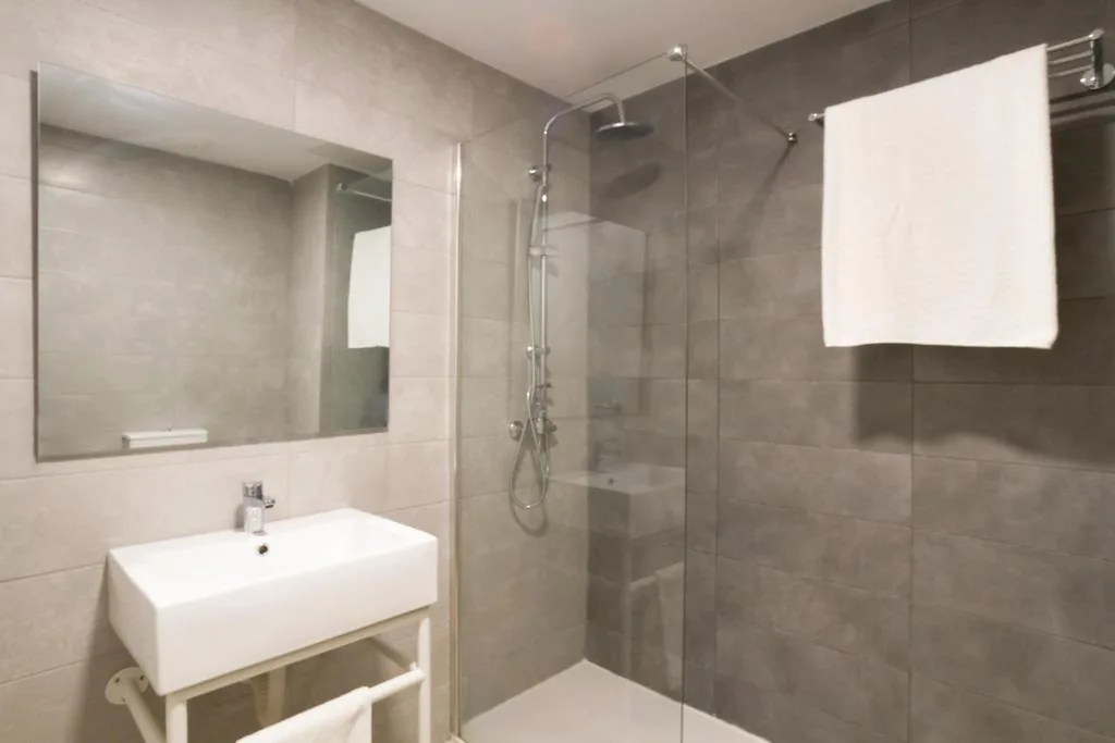 Habitación Triple con vistas a la piscina — Ibersol Sorra d'Or