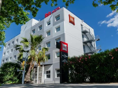 Ibis Barcelona Castelldefels — Foto 2