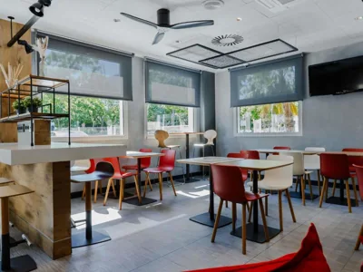 Ibis Barcelona Castelldefels — Foto 5