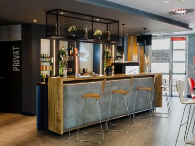Ibis Barcelona Castelldefels — Foto 8