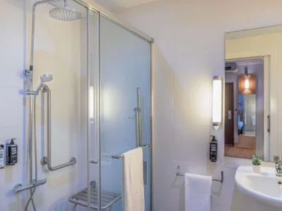 Ibis Barcelona Meridiana — photo 12