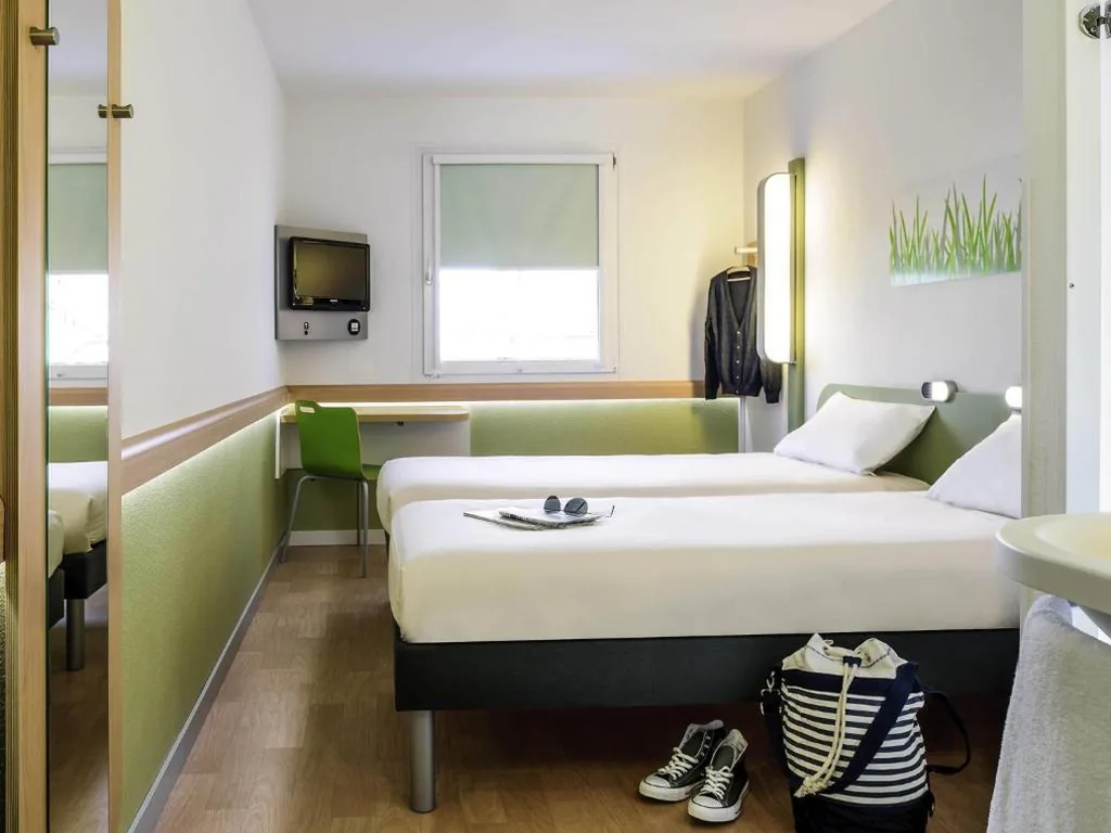 Standardzimmer – 2 Einzelbetten — Ibis Budget Barcelona Sant Andreu De La Barca