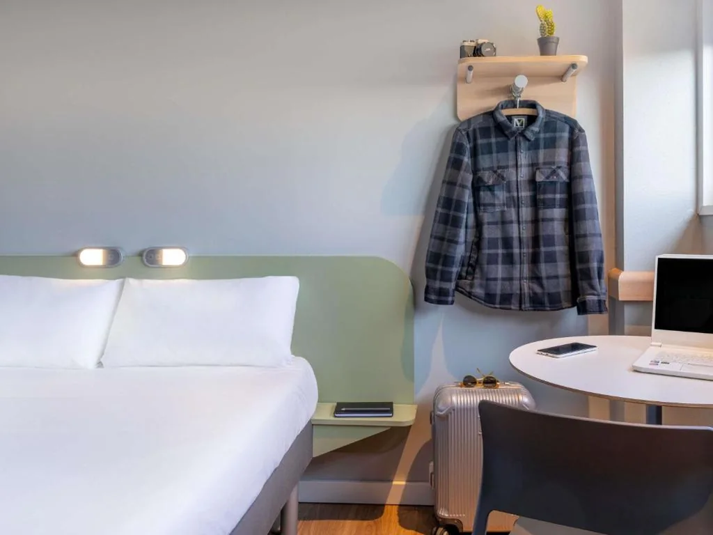バリアフリーダブルルーム — Ibis Budget Barcelona Viladecans