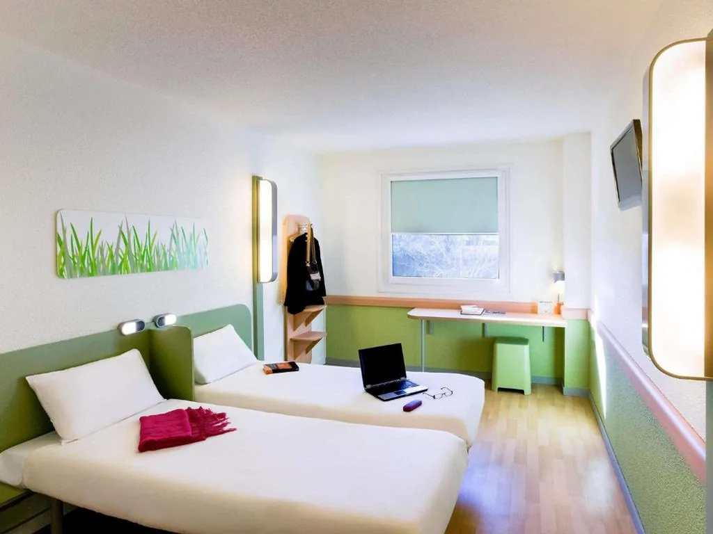Habitación Estándar - 2 camas individuales — Ibis Budget Madrid Alcalá de Henares La Dehesa