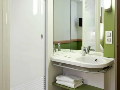 Ibis Budget Málaga Centro — photo 12