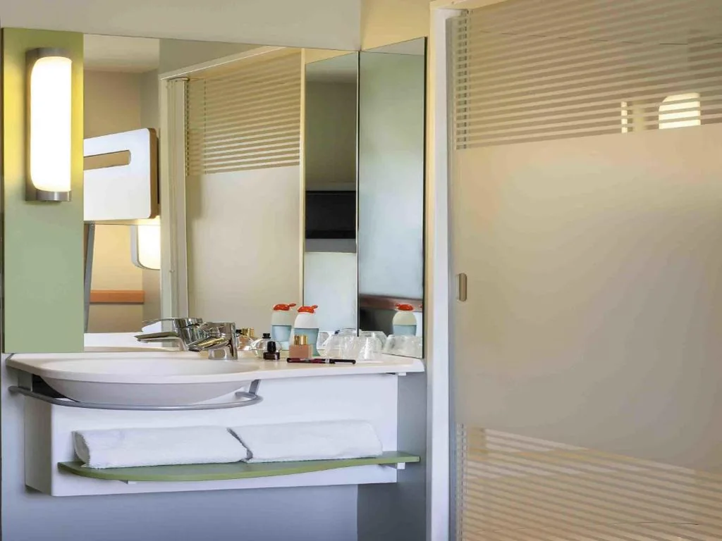 Doppelzimmer mit Etagenbett — Ibis Budget Valencia Alcasser