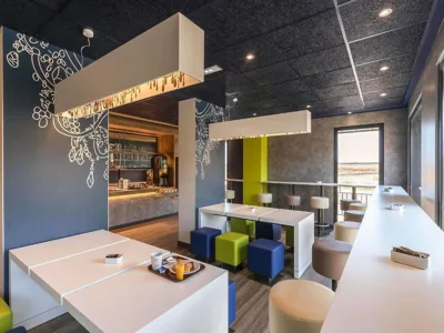 Ibis Budget Valencia Alcasser — Foto 12
