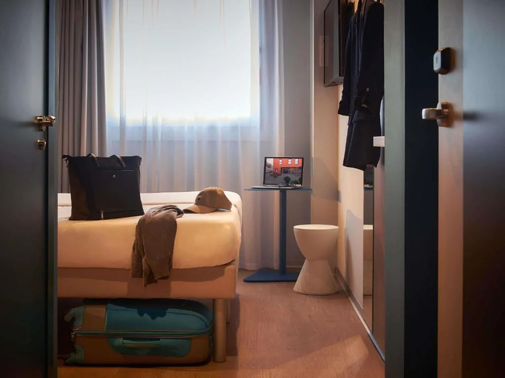 Standard-Doppelzimmer mit Zustellbett — Ibis budget Vitoria Gasteiz
