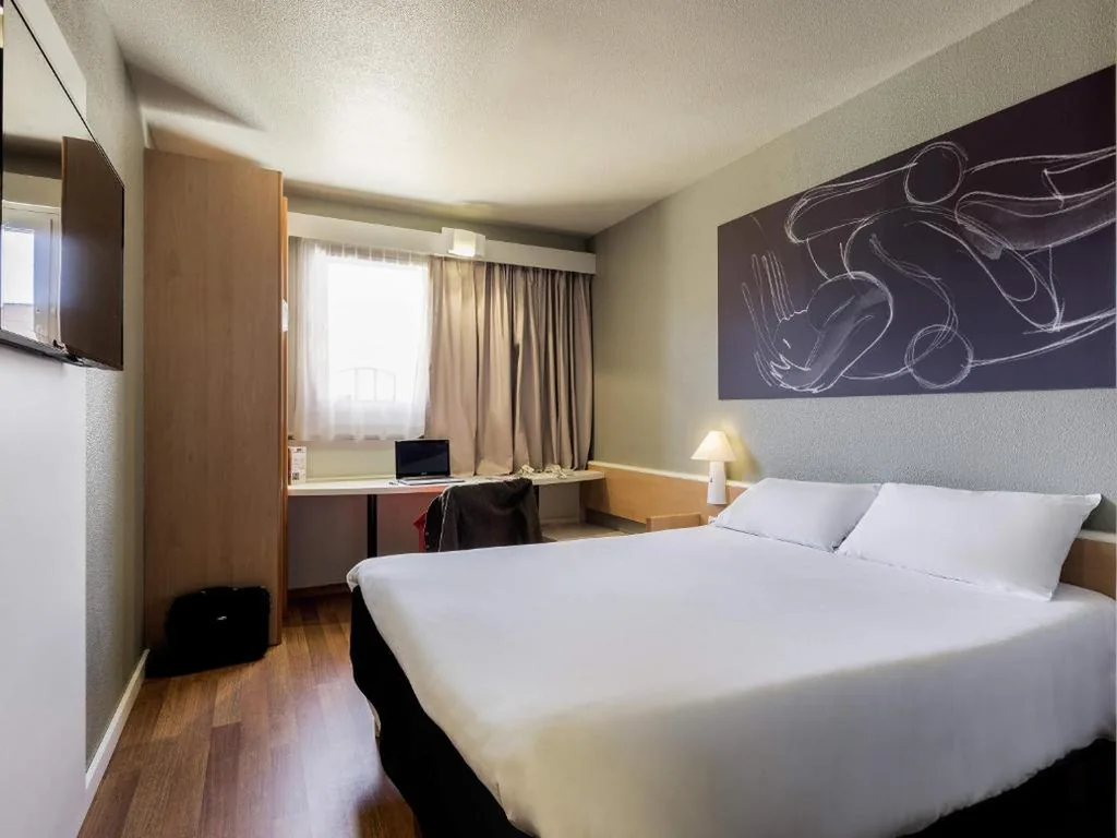 Habitación Doble Estándar — Ibis Granada
