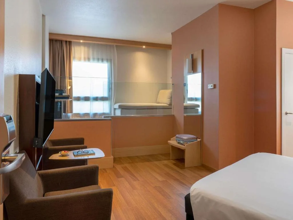 スーペリアルーム — Ibis Madrid Centro las Ventas