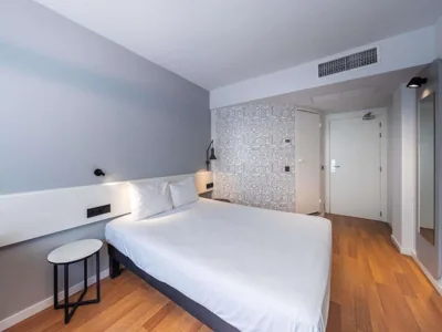 Ibis Murcia — Foto 8