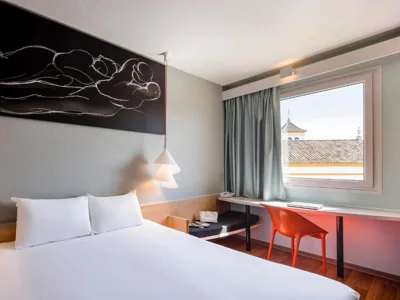 Ibis Sevilla — foto 2