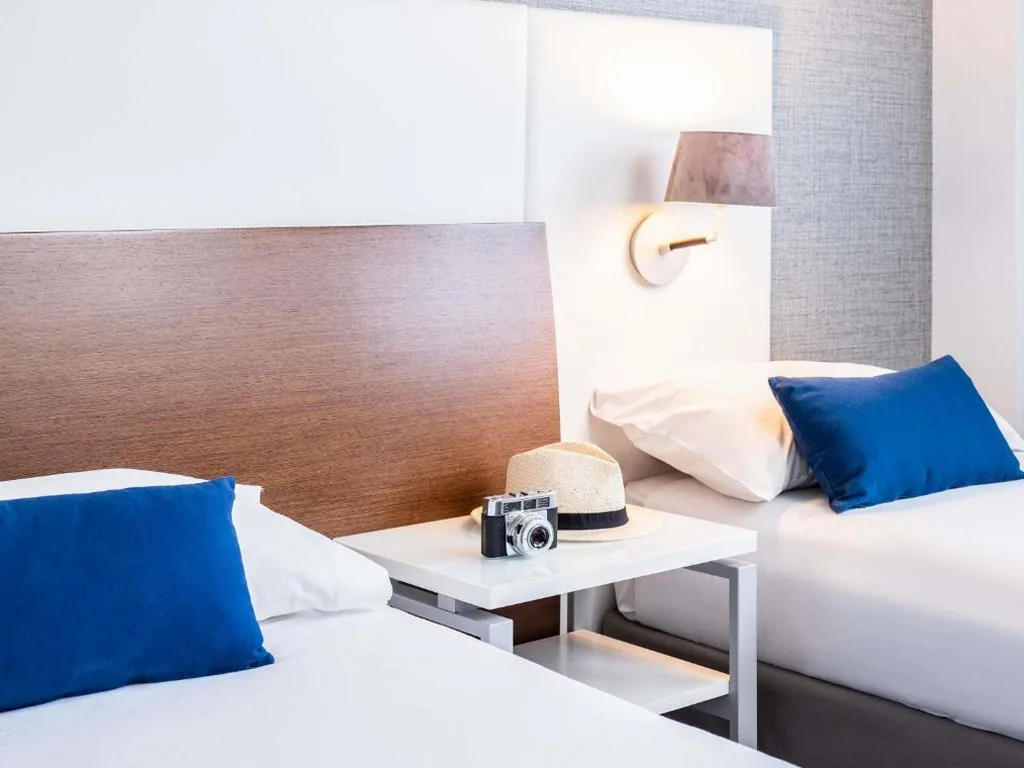 Habitación Doble Estándar - 2 camas — Ibis Styles A Coruna