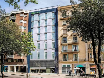 ibis Styles Barcelona Centre — photo 7