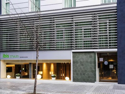 ibis Styles Barcelona Centre — photo 8