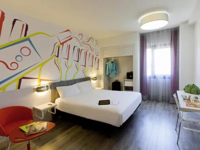 Ibis Styles Madrid Prado — foto 8