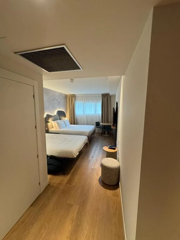 Apartamento de 1 dormitorio con cama extragrande y zona de cocina — ibis Styles Zumaia Zestoa