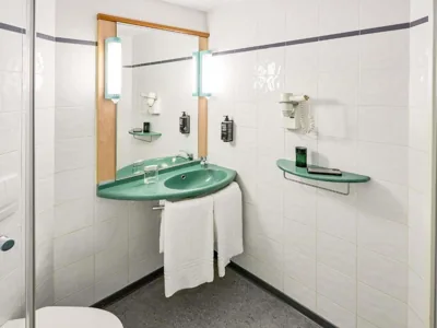 Ibis Valladolid — Foto 2