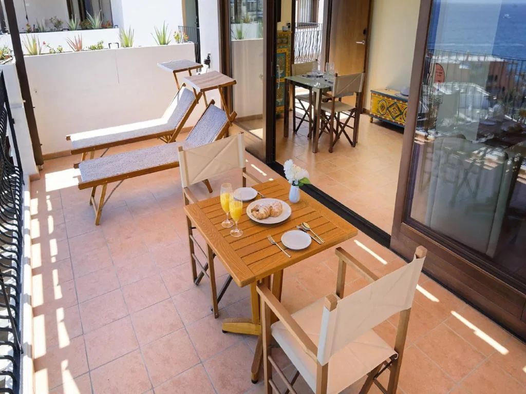 Apartamento con vistas al mar — Idyll Suites - Adults Only