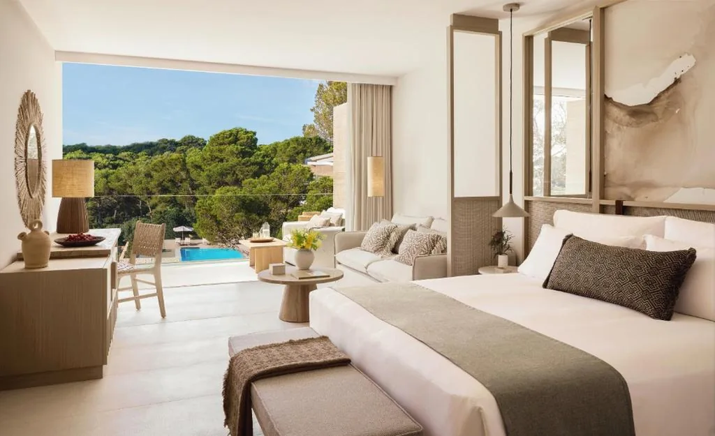 Suite Júnior com Vista Piscina — Ikos Porto Petro