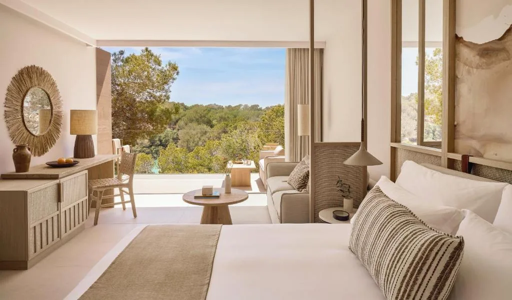 Suite Júnior com Vista Jardim — Ikos Porto Petro