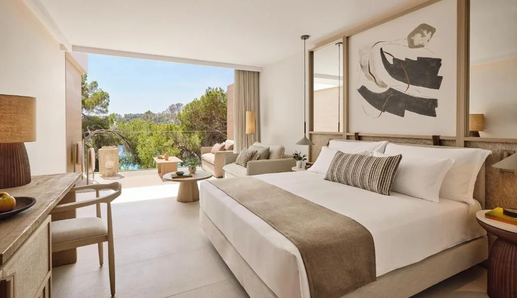 Quarto Duplo Superior com Vista Parcial Mar — Ikos Porto Petro