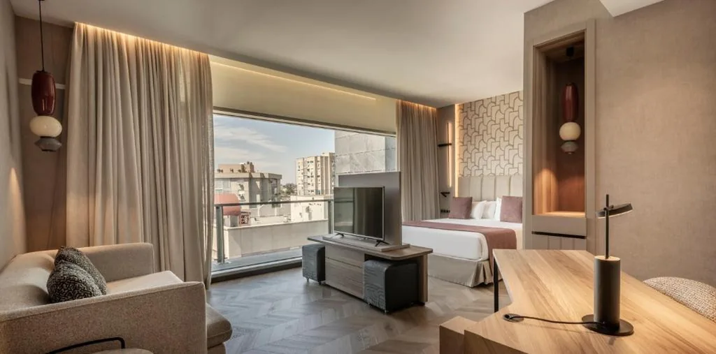 Familiekamer (2 volwassenen en 2 kinderen) — Ilunion Atrium