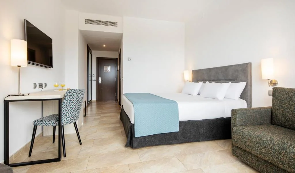 Alloggio Matrimoniale Premium con Accesso al Giardino — Ilunion Calas de Conil