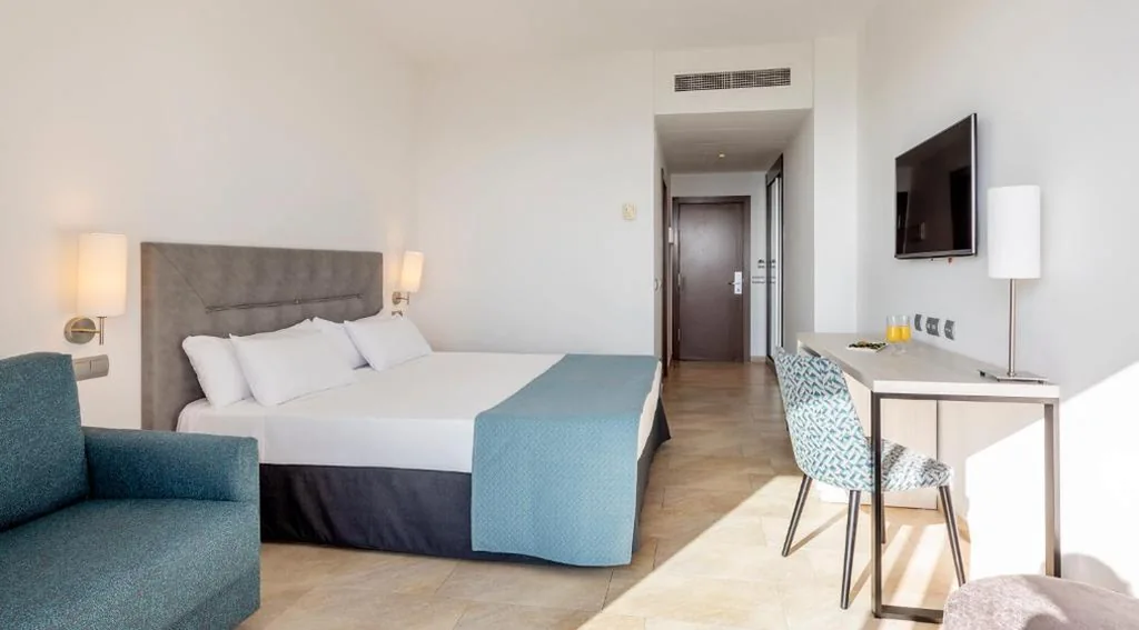 Camera Tripla (3 adulti) — Ilunion Calas de Conil