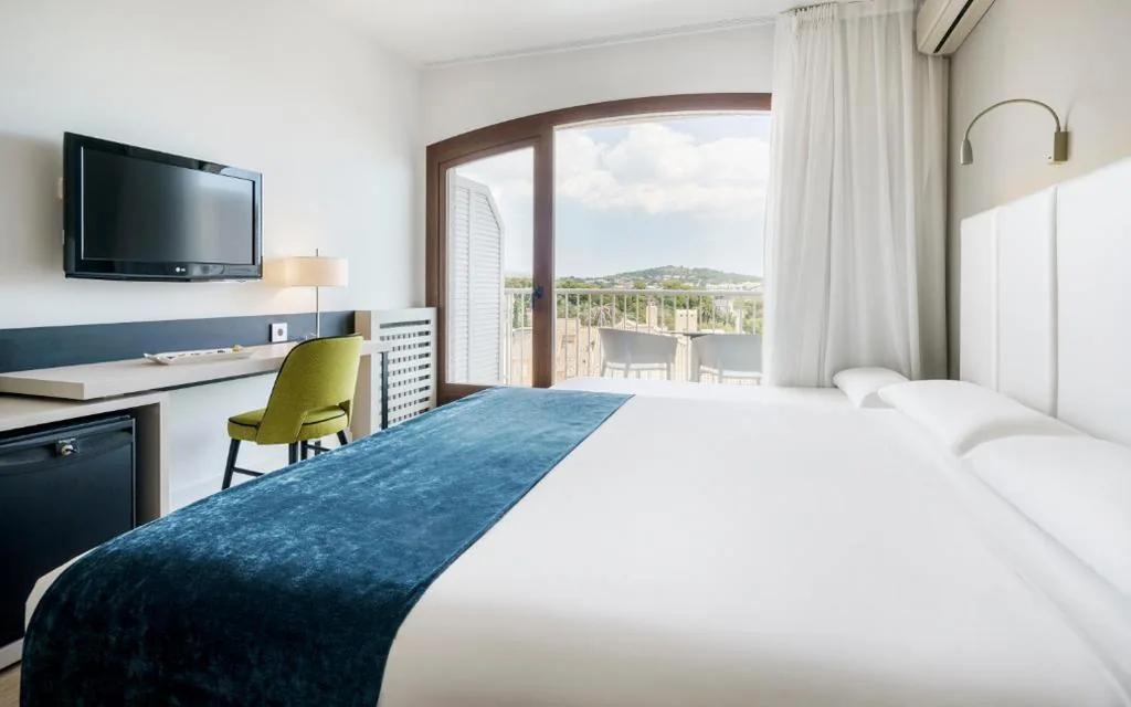 Doppelzimmer mit Zustellbett (3 Erwachsene) — Ilunion Caleta Park