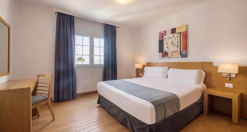 Appartamento con 2 camere da letto (4 adulti) — ILUNION Costa Sal Lanzarote