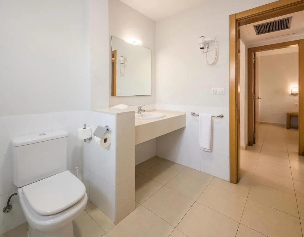 Bungalow con 2 camere da letto (2 adulti + 2 bambini) — ILUNION Costa Sal Lanzarote