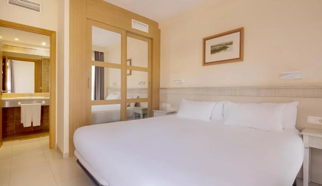 Apartment mit 1 Schlafzimmer (3 Erwachsene) — Ilunion Sancti Petri