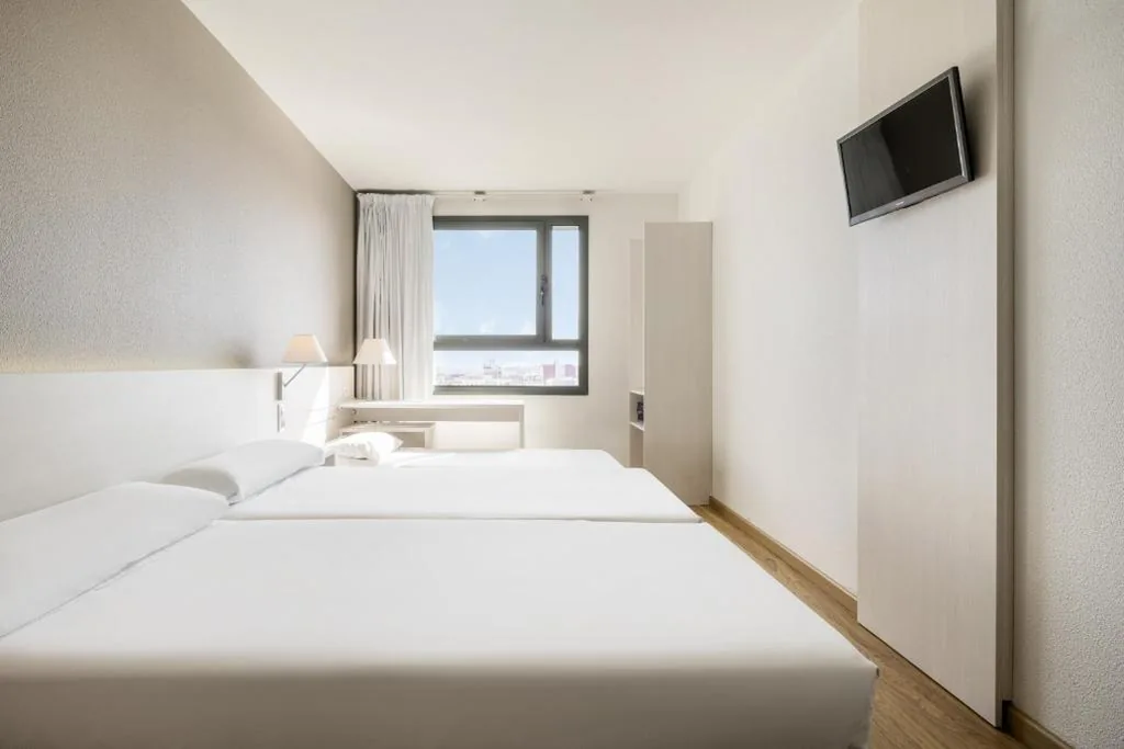 Standard-Dreibettzimmer (3 Erwachsene) — Ilunion Valencia 3