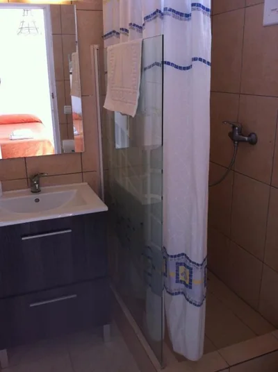 Independ room in villa with views 2 — foto 3