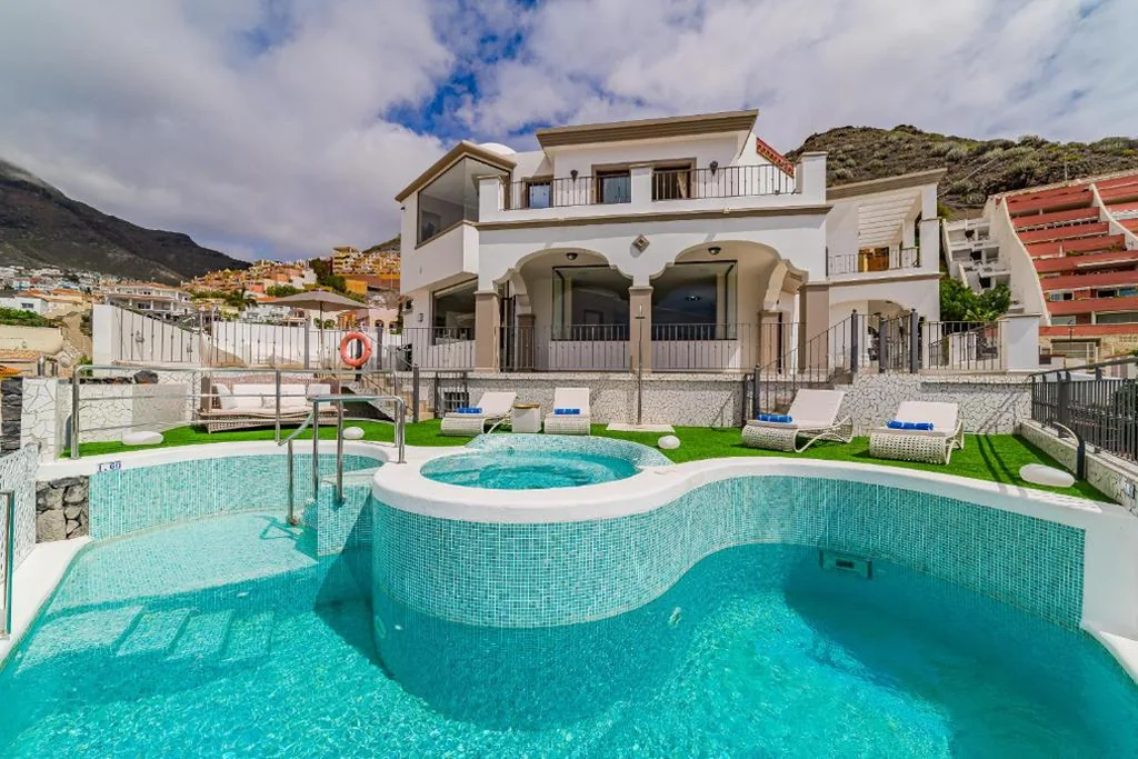 Villa de 3 dormitorios — Infinity Atlantic Views Luxury Villa - Costa Adeje