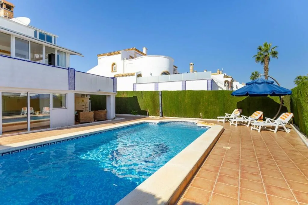 Villa de 3 dormitorios — Infinity Haven By Fidalsa