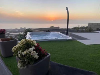 Infinity House. Ocean View hot tub. — Foto 4
